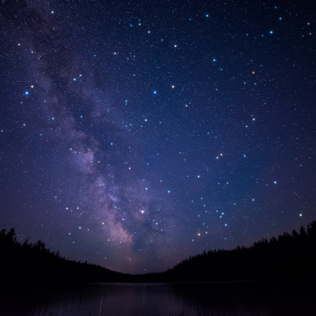 今年の夏は星空を見上げよう。小中学生の自由研究にもおすすめの天体観察