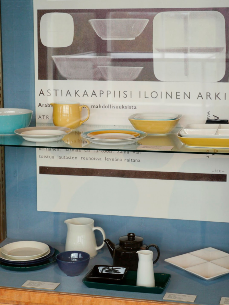 アラビア社（現在はイッタラ）の『キルタ』シリーズ